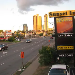 Inn Sunset, Niagara Falls