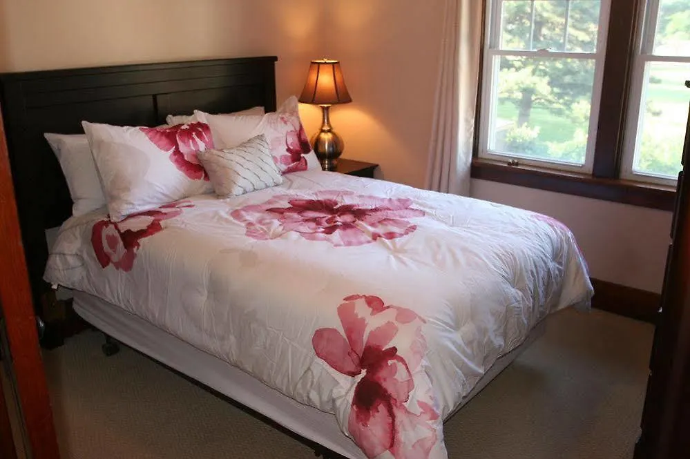 Eastwood Tourist Lodge Niagara Falls 0*,  Canada