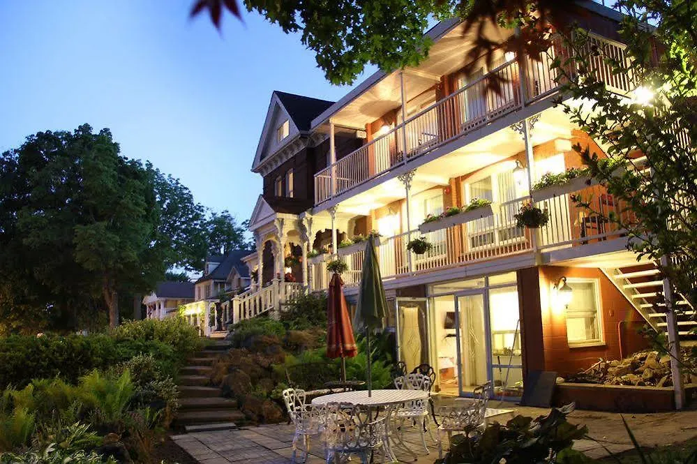 Eastwood Tourist Lodge Niagara Falls Holiday home